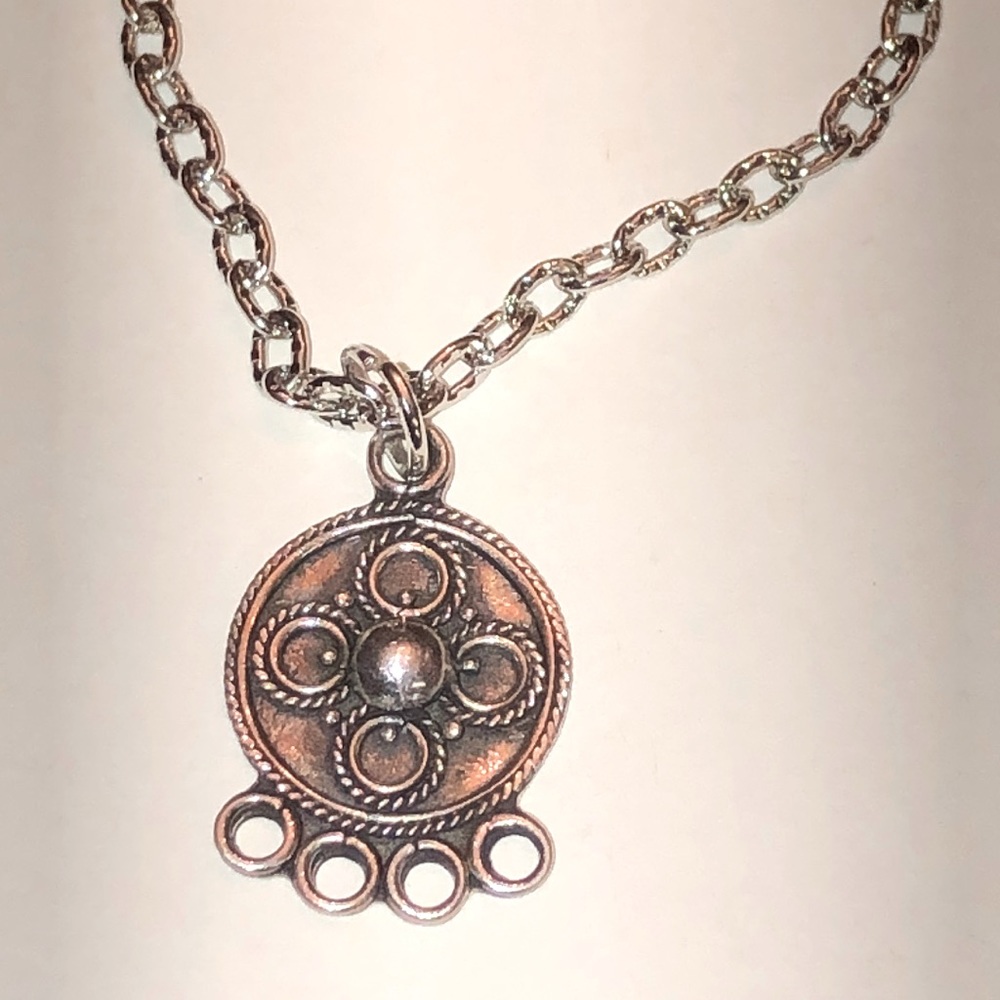 26” Silver necklace with pendant